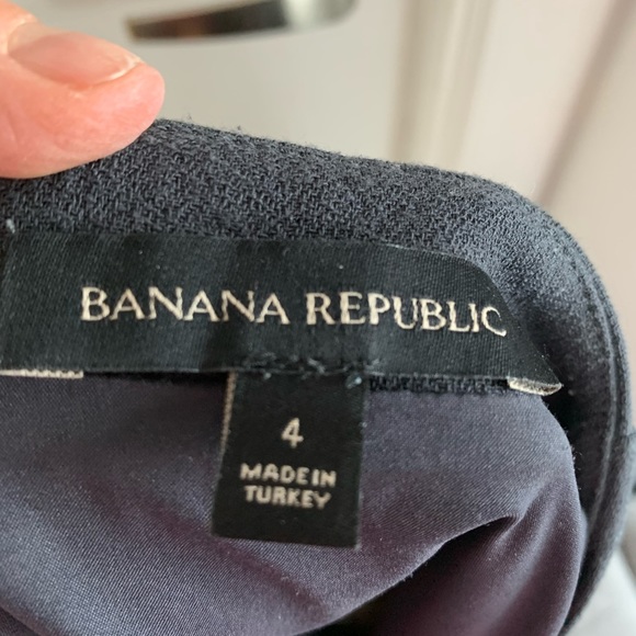 Banana Republic Skirt! Size 4 - Picture 3 of 5